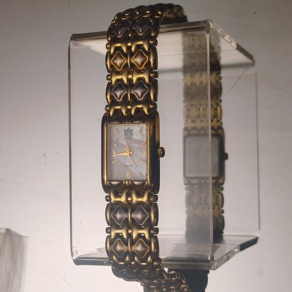 Vintage Paolo Gucci Quartz Watch Vintage Gold Tone Stainless Steel Caseback main image 4